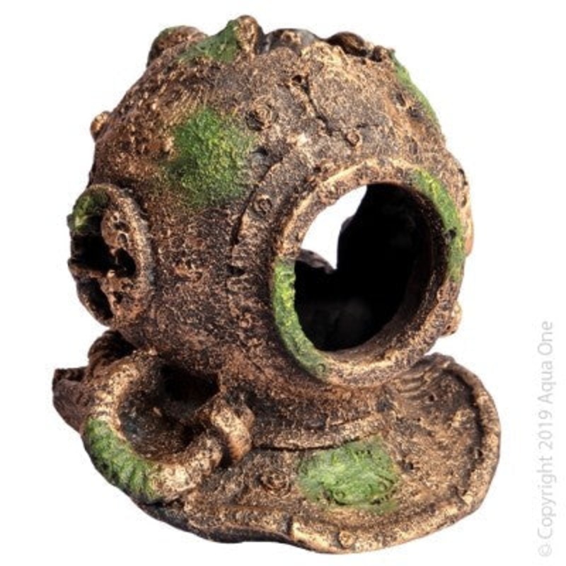 Aqua One Ornament Ruined Bronze Helmet M 12x13x13cmh (36931)