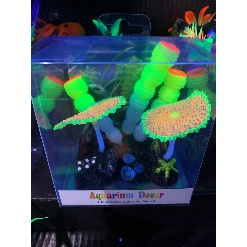 Glow Action Sponge and Carpet Corals - Yellow - Aquarium Ornament - saltwater or freshwater