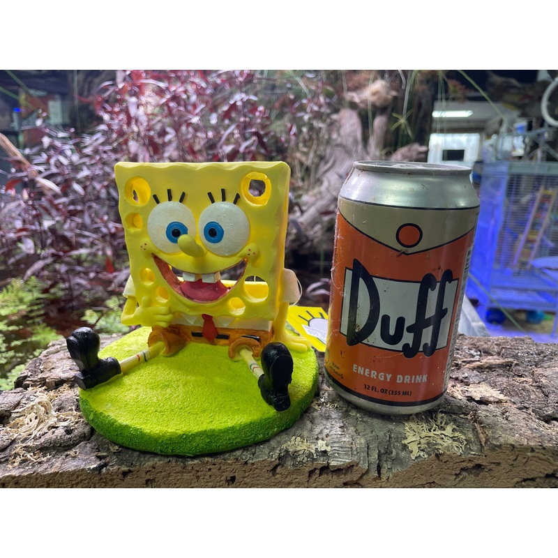 PENN-PLAX SPONGEBOB SQUAREPANTS SPONGEBOB WITH SWIM HOLE 5" AQUARIUM ORNAMENT