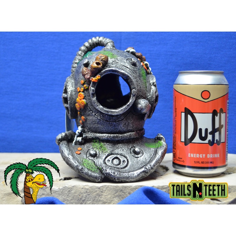 Aqua Della - Diver Helmet with Airstone - 5"L x 7"H x5"W ~ Poly Resin