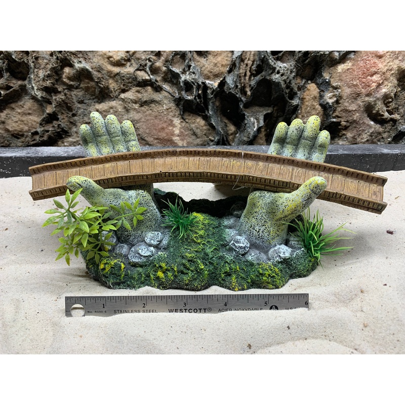 Polyresin Hand Bridge Aquarium Ornament